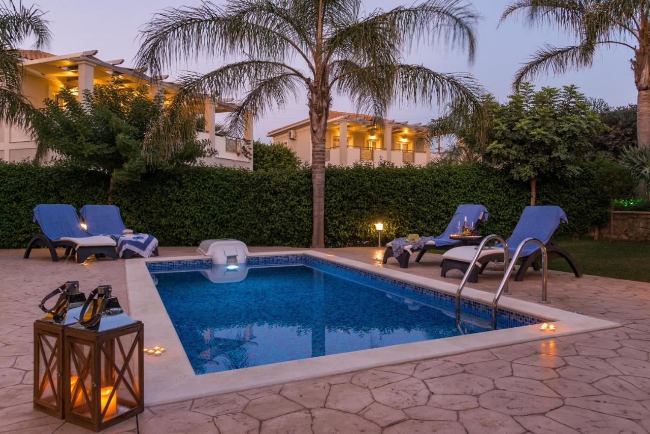 Villa Mamfredas Luxury *